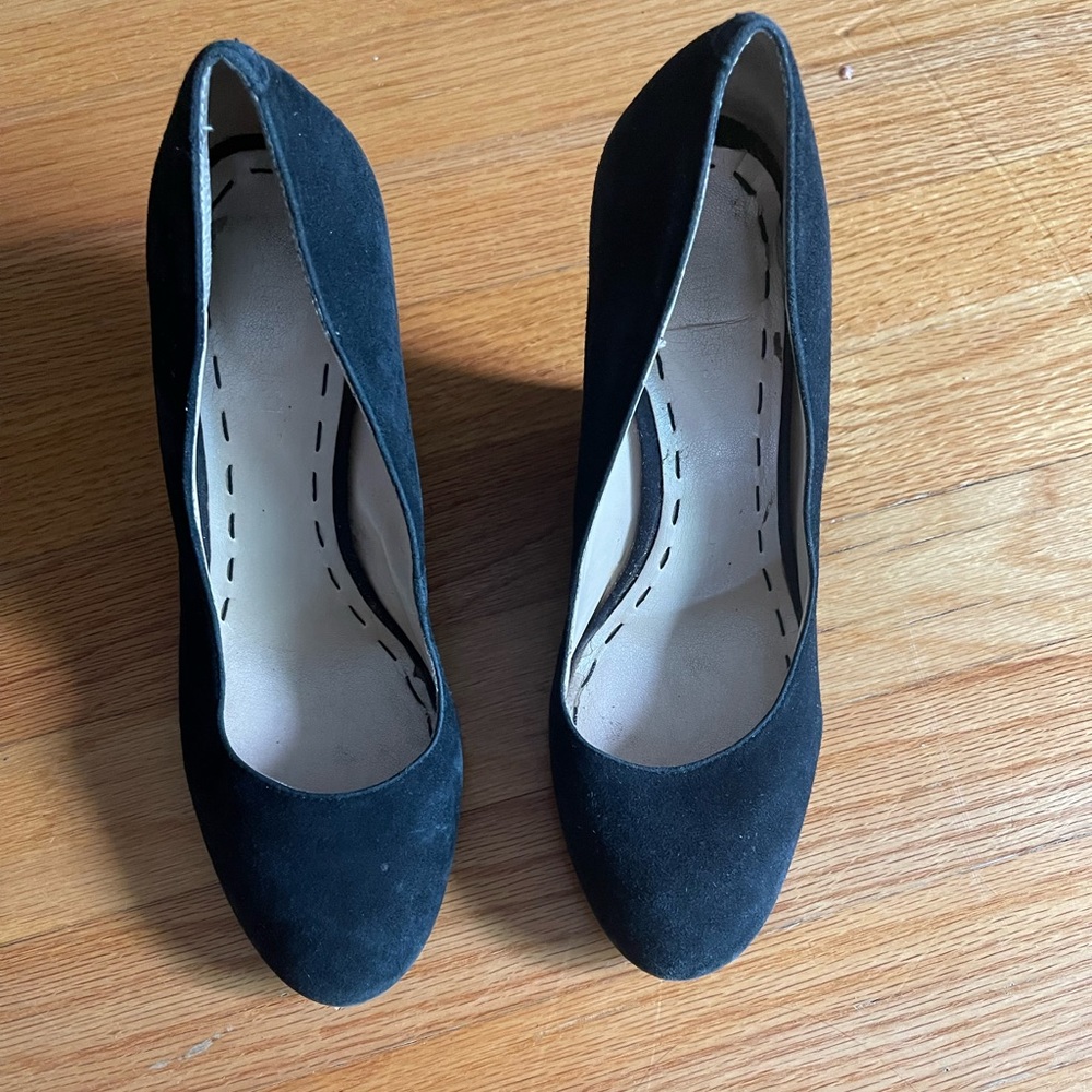 Nine West black wedge heels